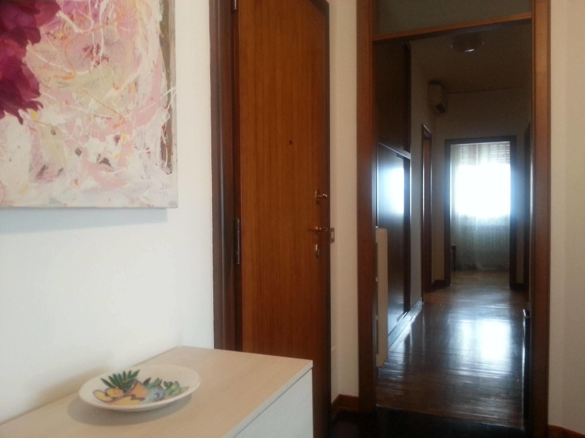 Appartamento Con 2 Camere E Garage Privato! Padova Exteriér fotografie